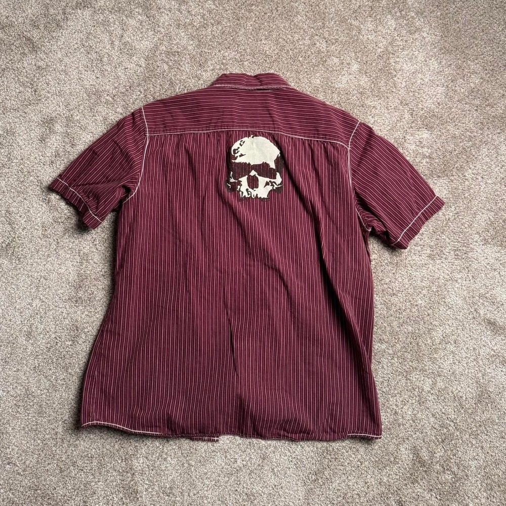RED 725 ORIGINALS Y2K PINSTRIPE "SKULL" SHORT SLEEVE BUTTON UP